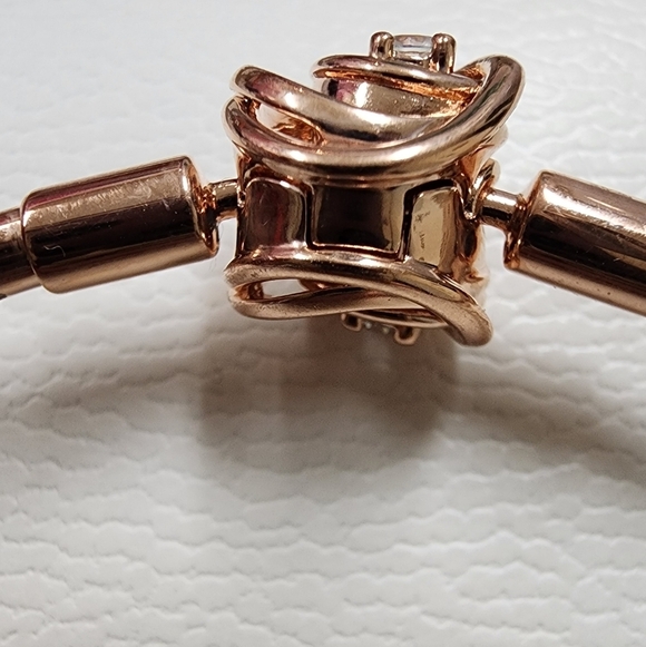 Pandora Moments Encircled Clasp Bangle - Picture 6 of 12